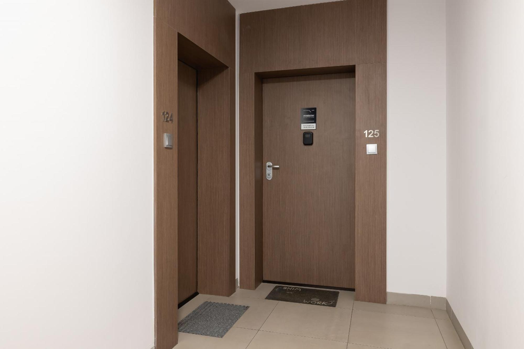 Cracow Pradnik Spacious & Family Apartment With 3 Bedroom By Renters Prestige Kraków Zewnętrze zdjęcie