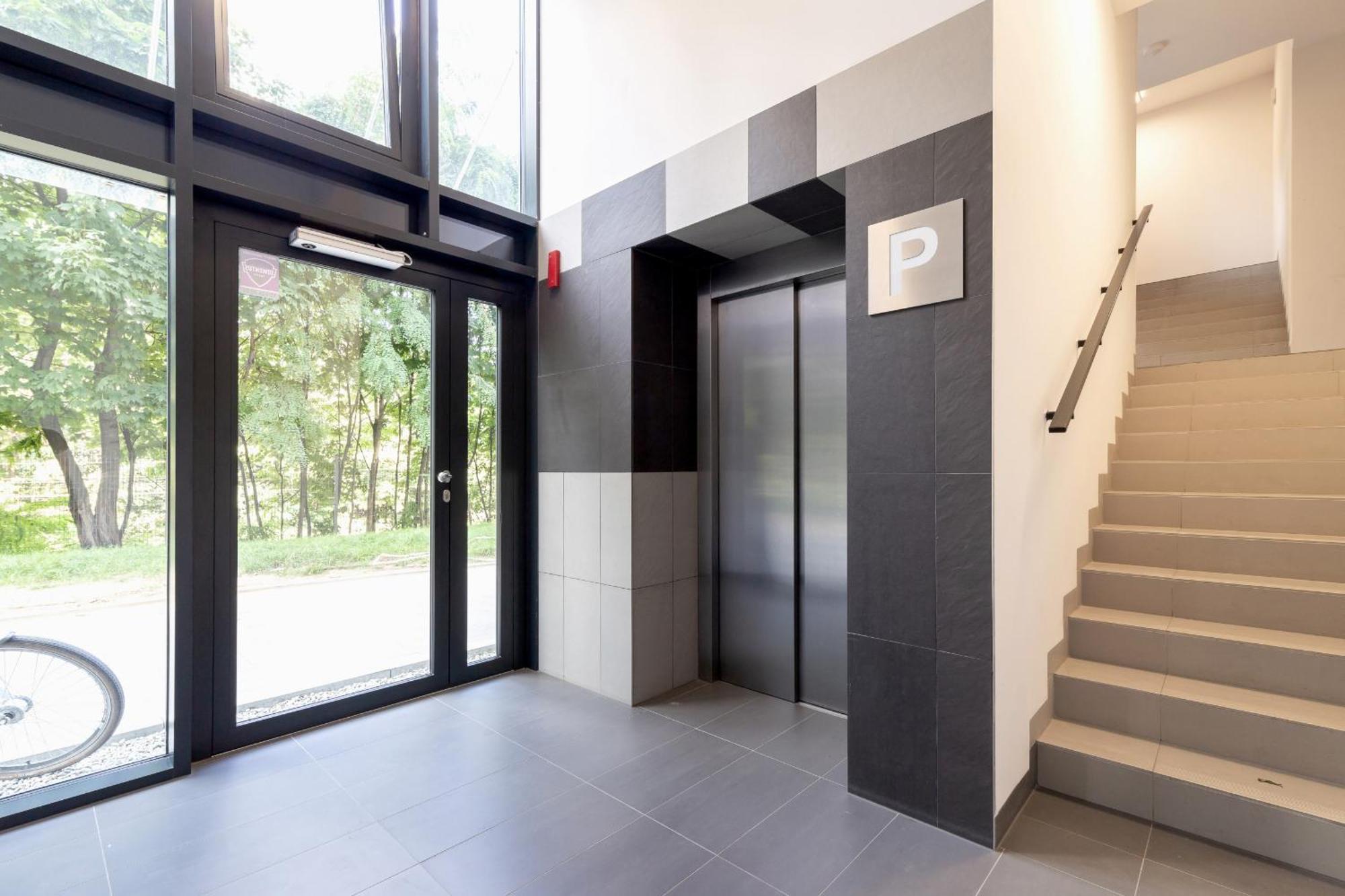 Cracow Pradnik Spacious & Family Apartment With 3 Bedroom By Renters Prestige Kraków Zewnętrze zdjęcie